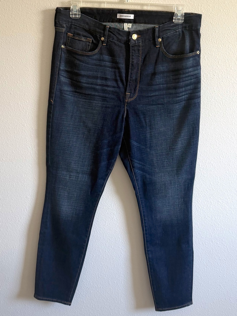 GOOD AMERICAN Good Waist Jeans